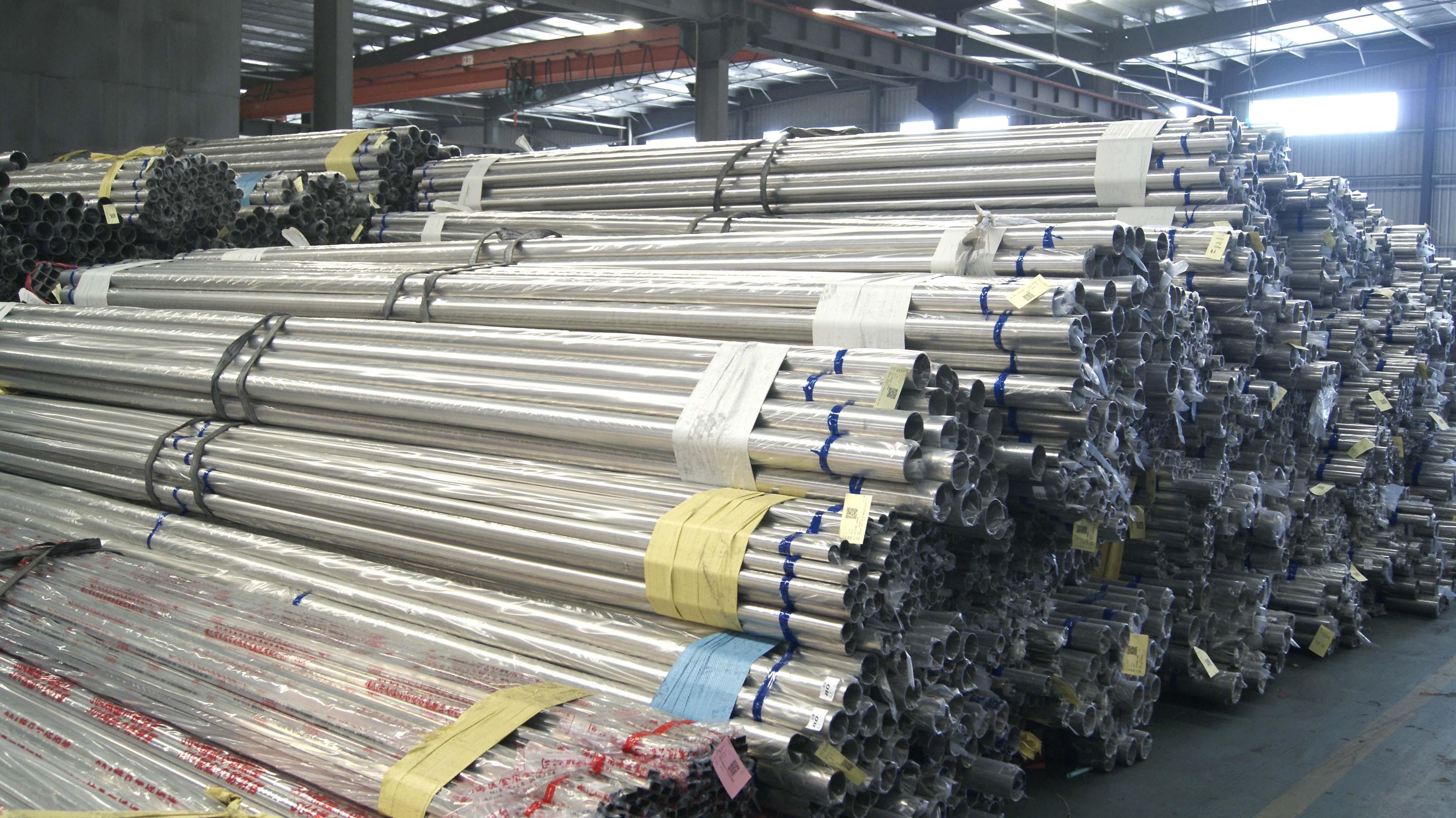 Precautions for inventory storage of stainless steel pipes: professional anti-rust and anti-deformation guide