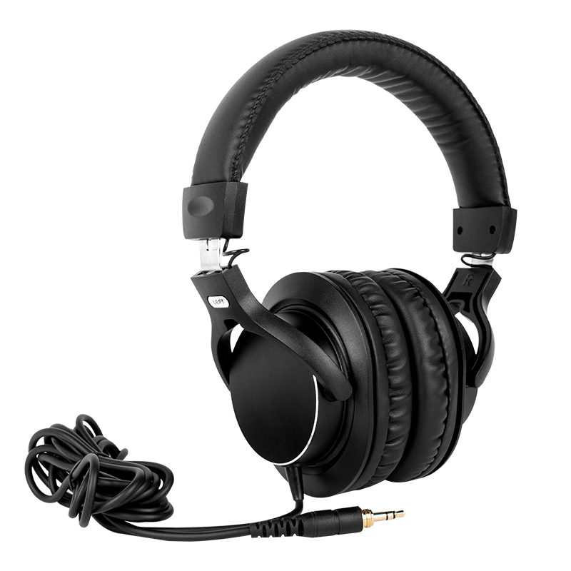 frequency response studio headphones