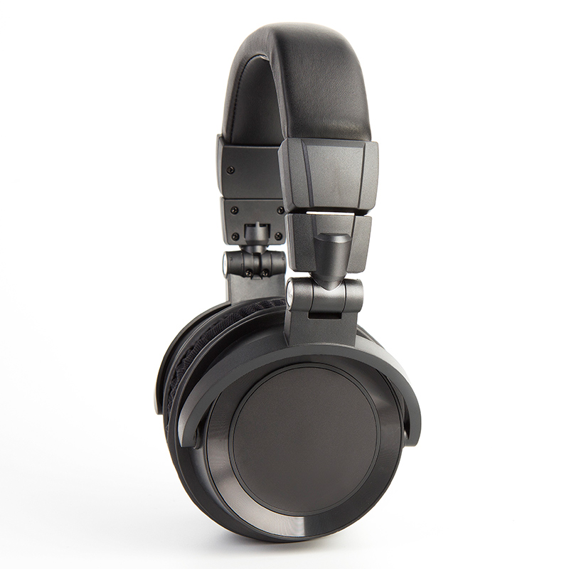 studio headphones for guitar