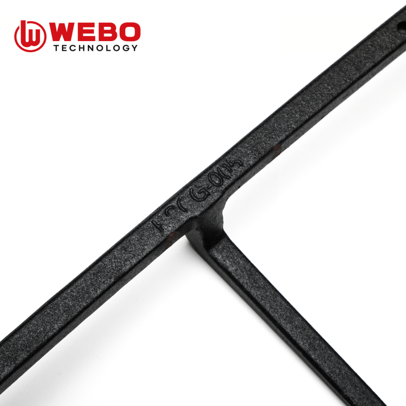 アイアンパンを鋳造して、2バーナーをサポートします