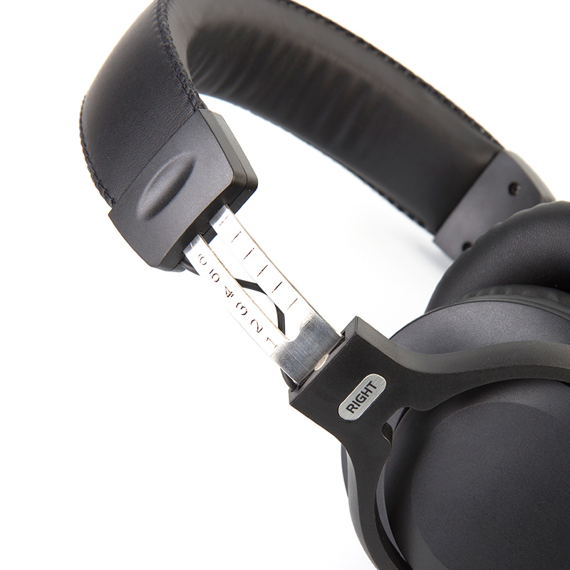 monitor headphones for mastering