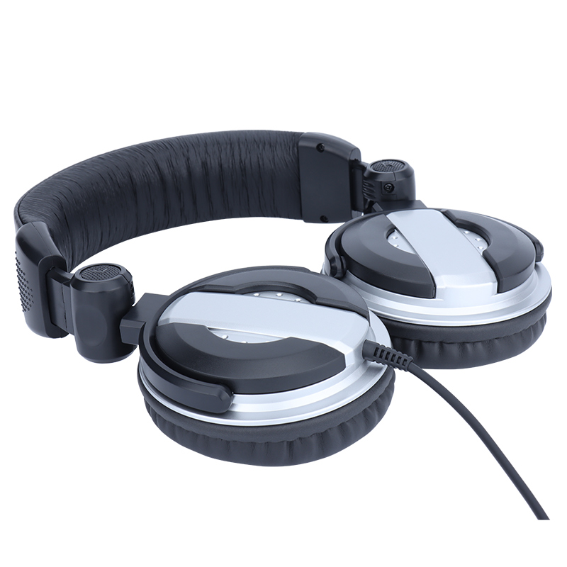 monitor headphones for bass players