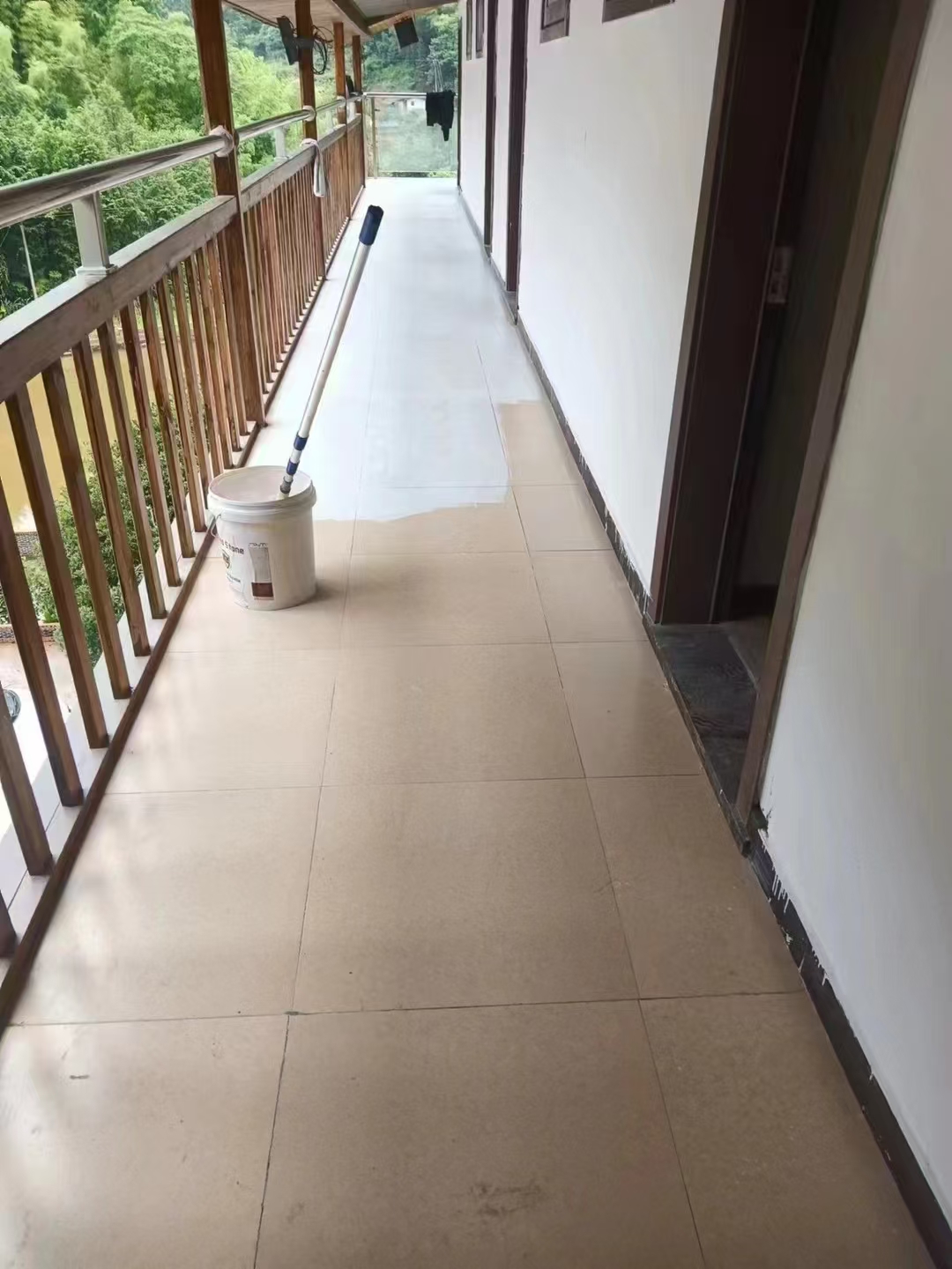 Melhor tinta acrílica para piso do fabricante e fornecedor YUNYAN China
