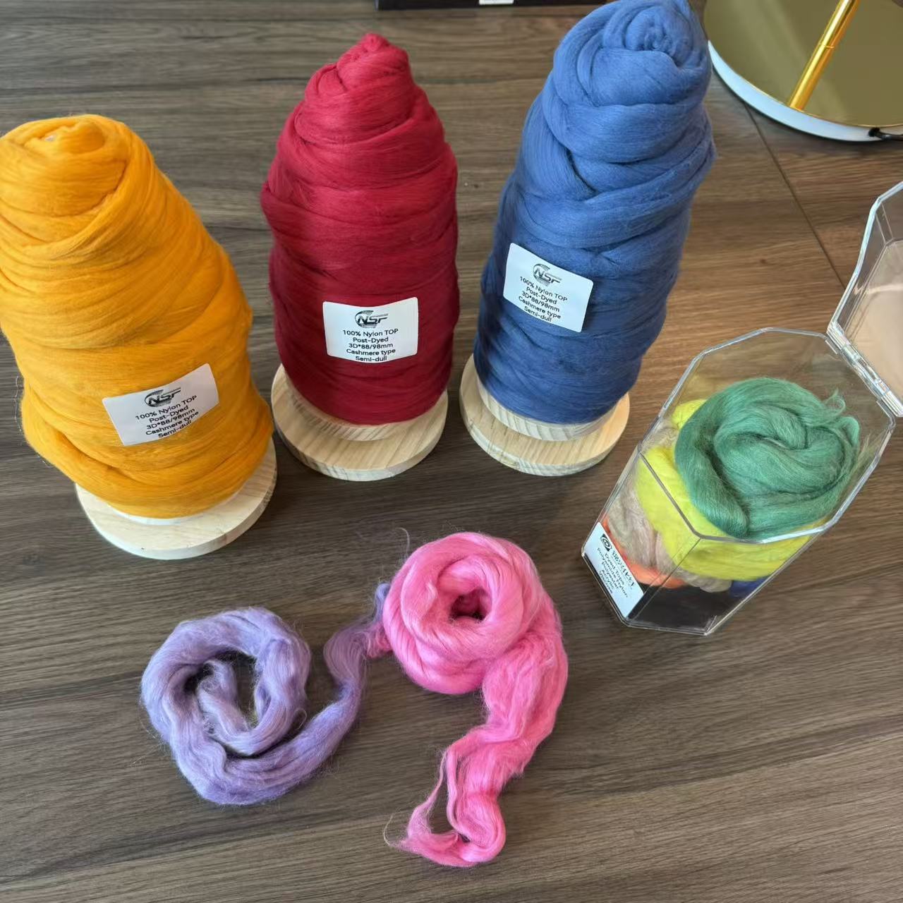 Nylon fiber Top Post-dyed coloed