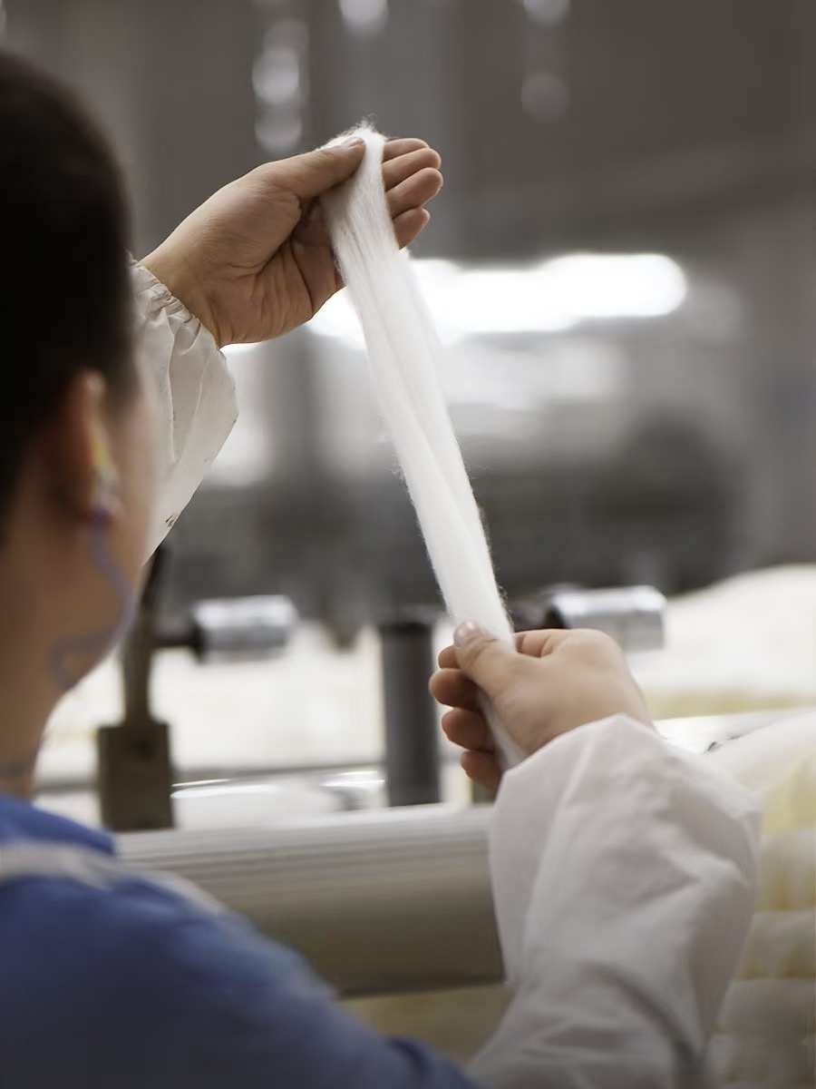 Poliamida vs. Nylon: Explorando el debate textil