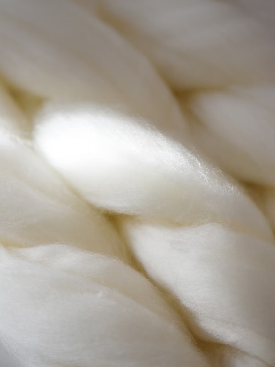 Poliamida frente a nailon: características y usos distintivos