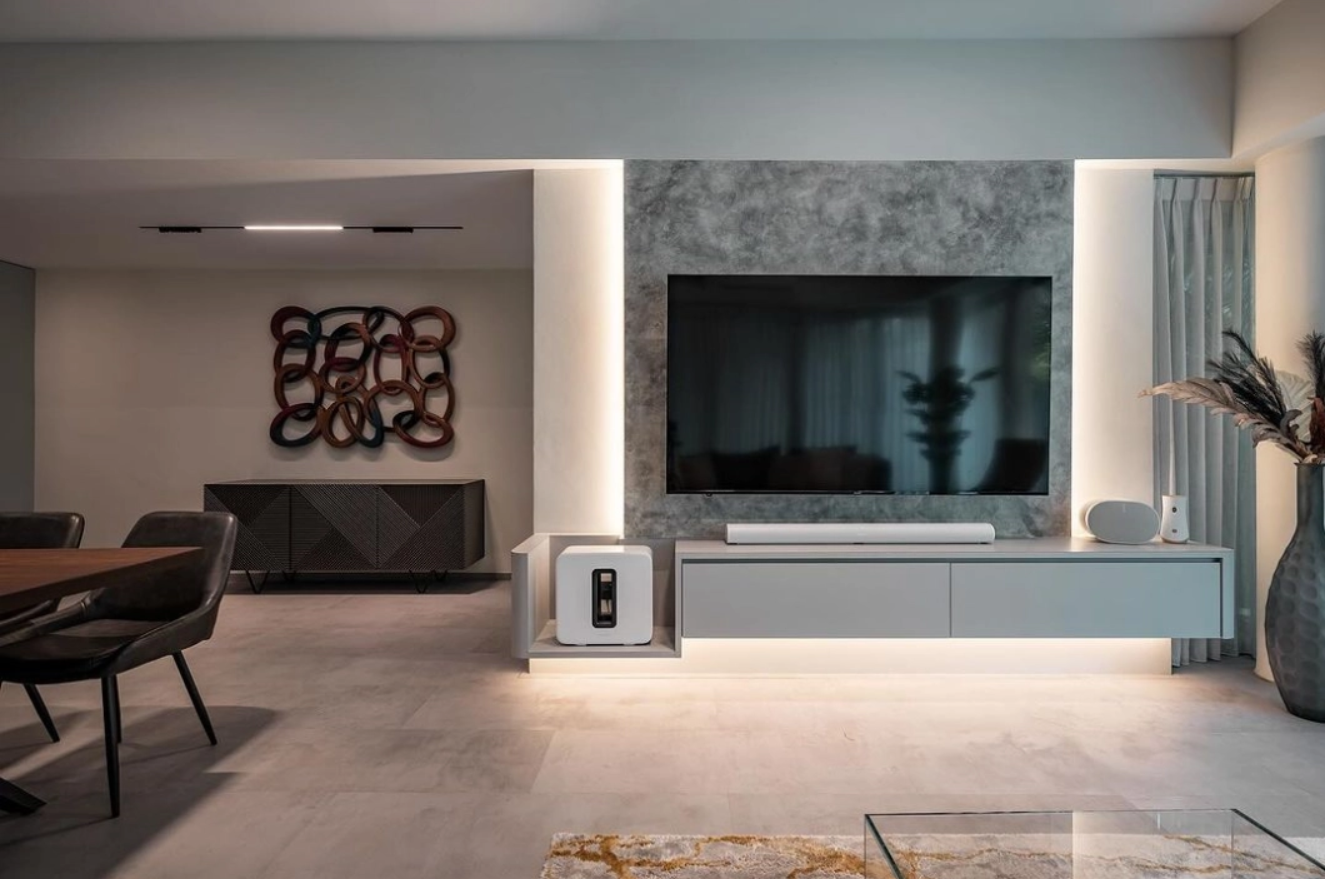 How to Achieve a Seamless Microcement Floor: A Step-by-Step Guide for Contractors and Interior Designers