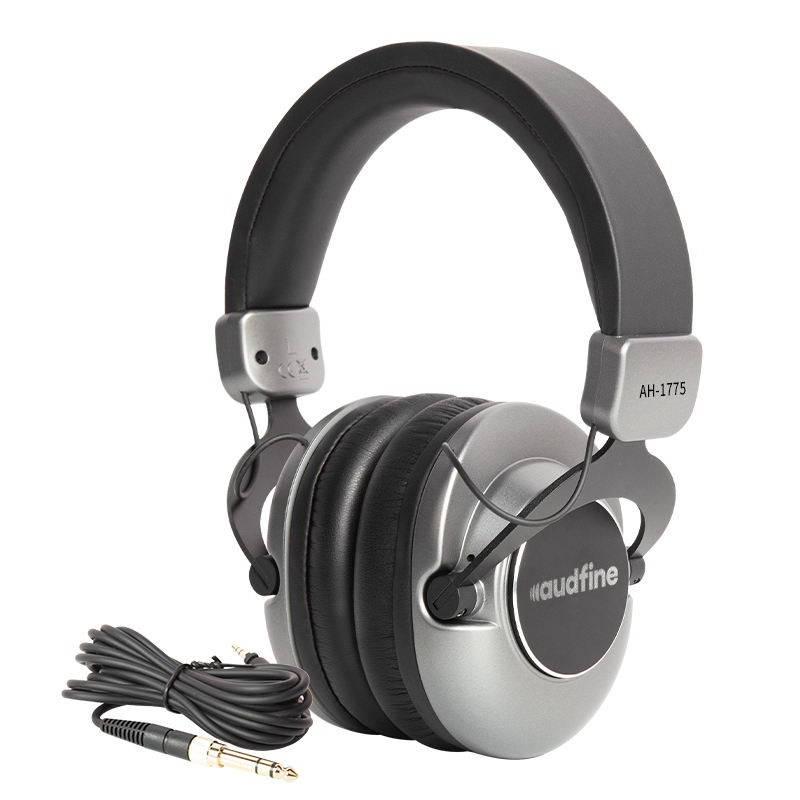 OEM headphones China supplier